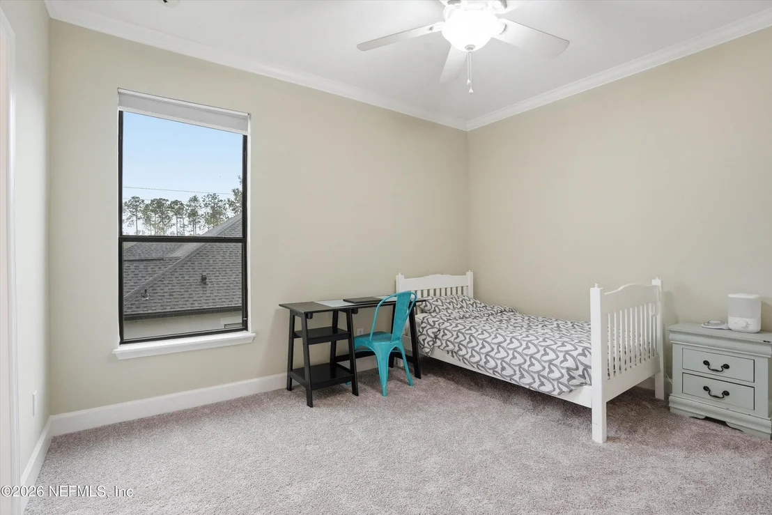 Photo of 218 N SAXXON Road