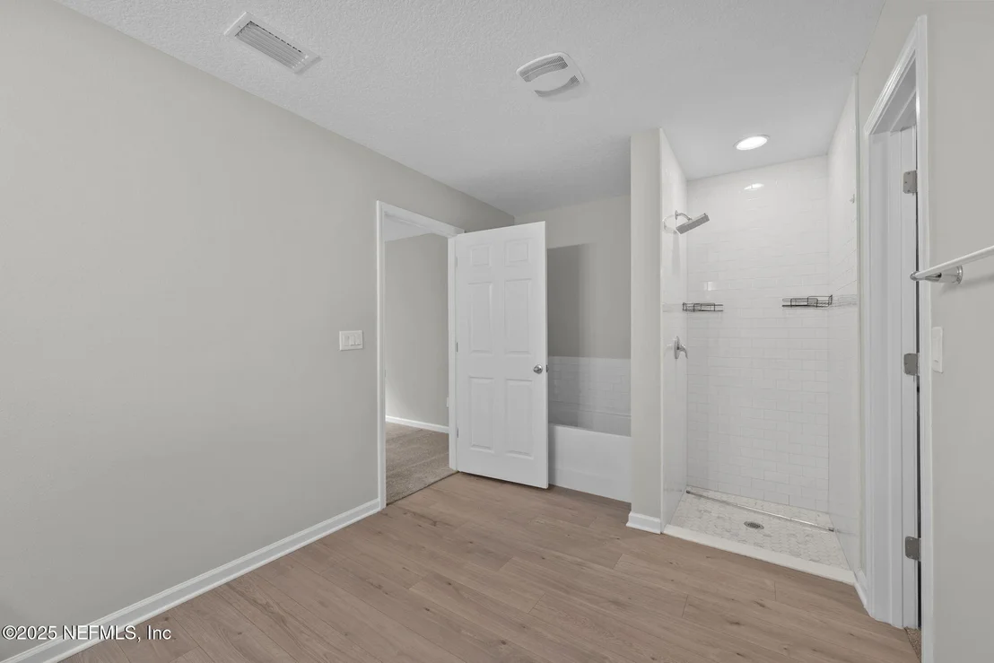 Photo of 613 OLEANDER Drive