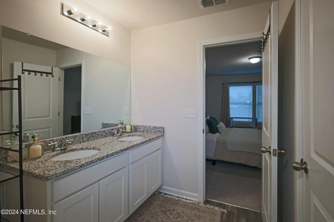Photo of 591 HERITAGE CROSSING Drive