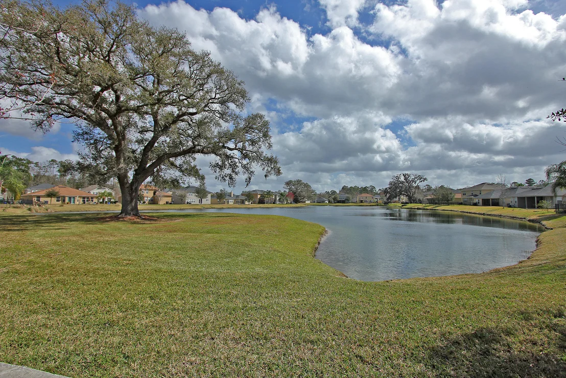 Photo of 130 CROWN WHEEL Circle