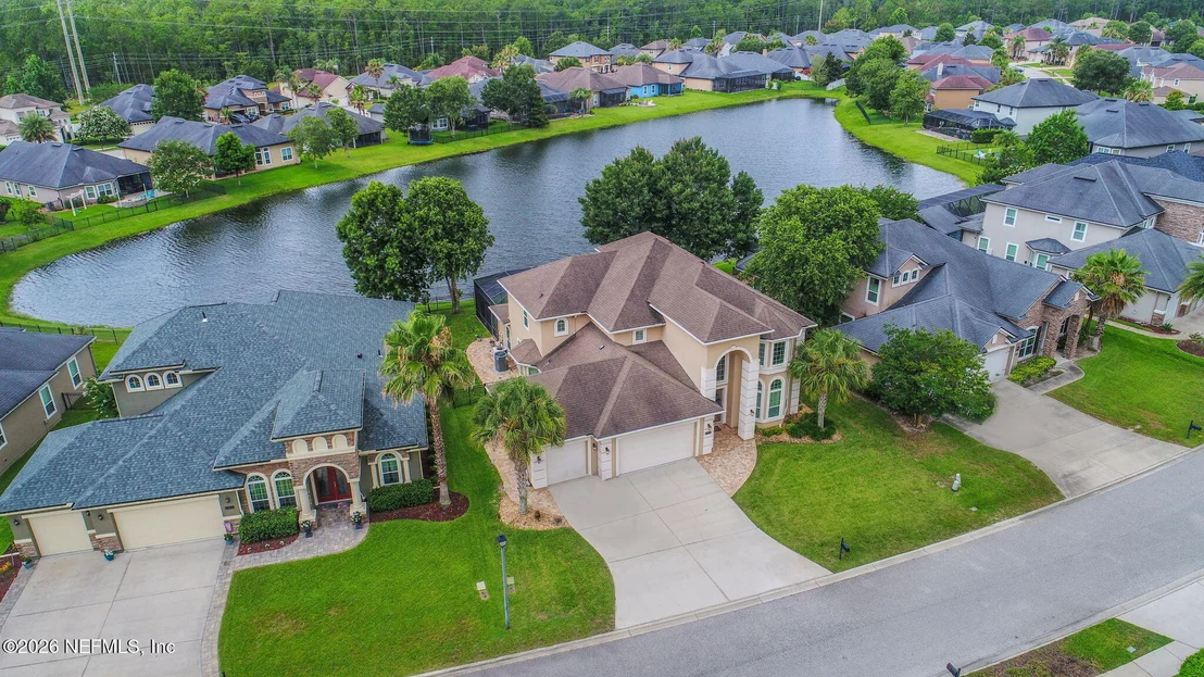 Photo of 137 ELLSWORTH Circle