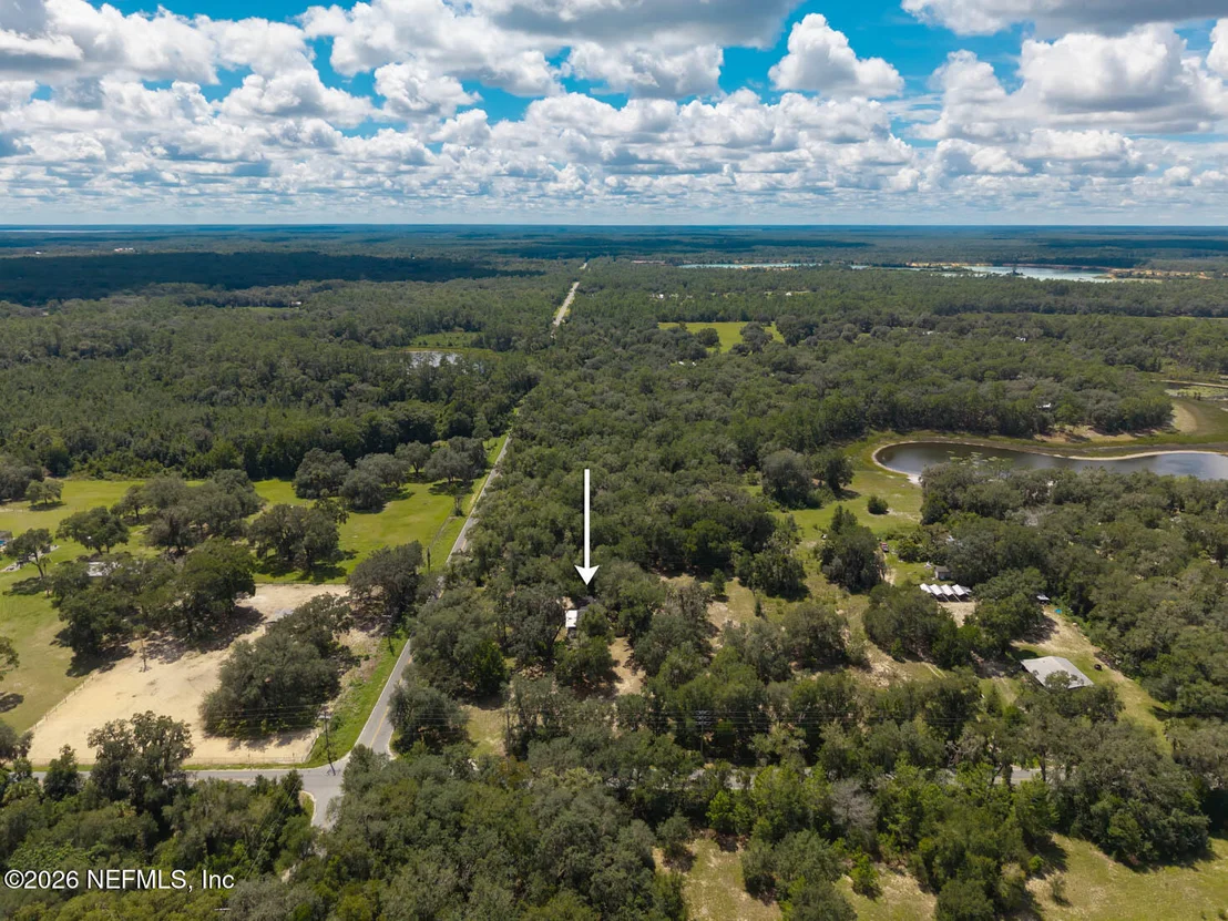 Photo of 101 W STRICKLAND Road
