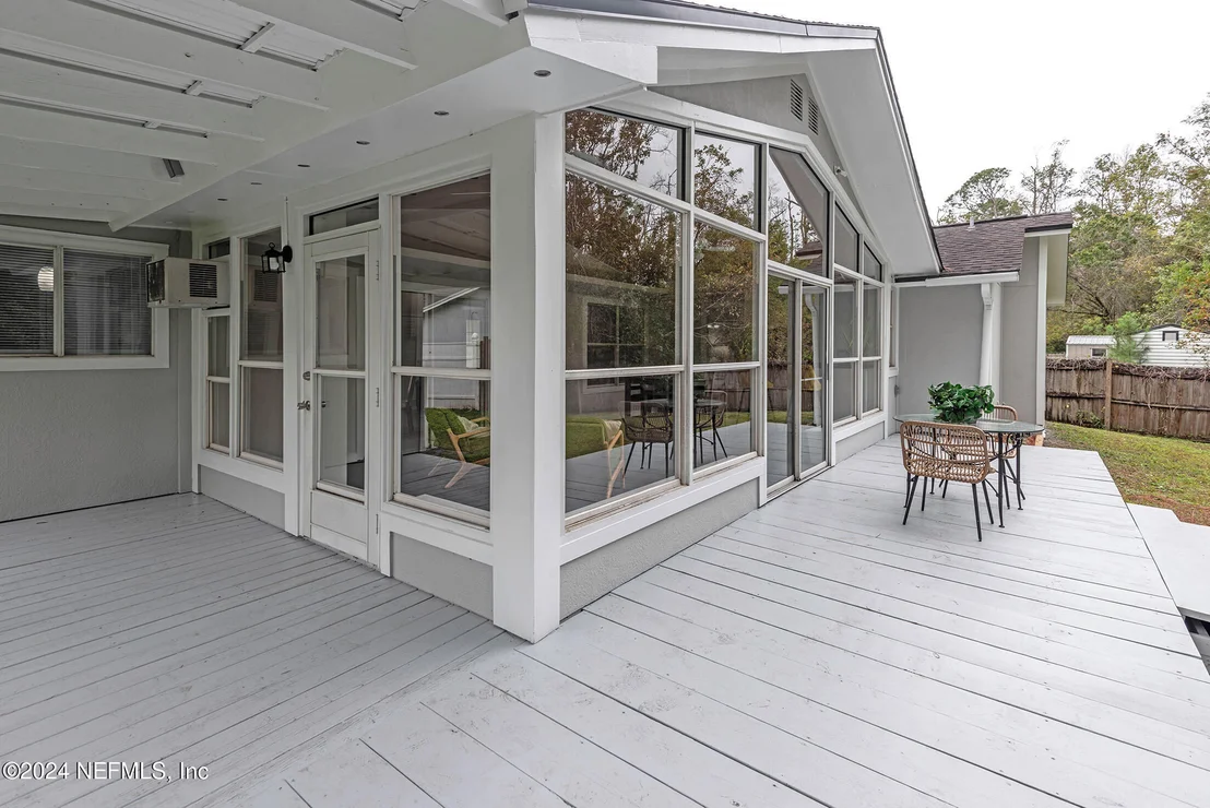Photo of 572 JAMES WILSON Circle