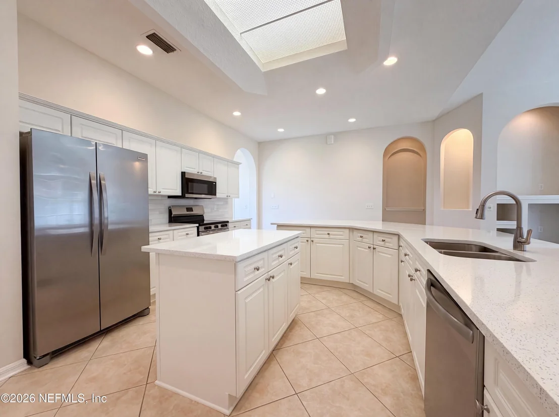 Photo of 2826 SWEETHOLLY Drive