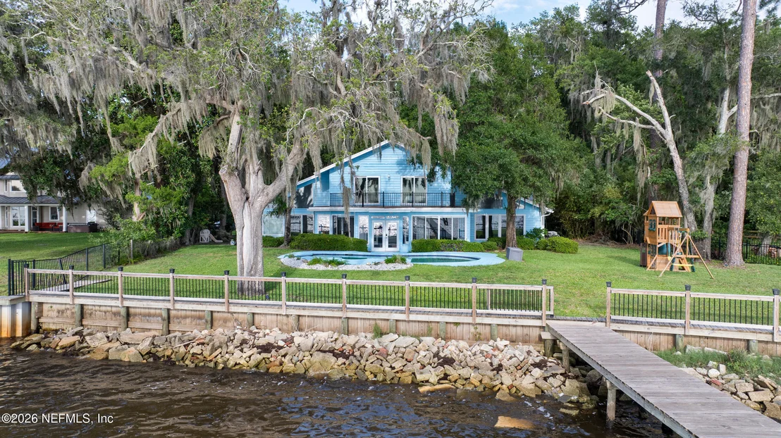 Photo of 13062 MANDARIN Road