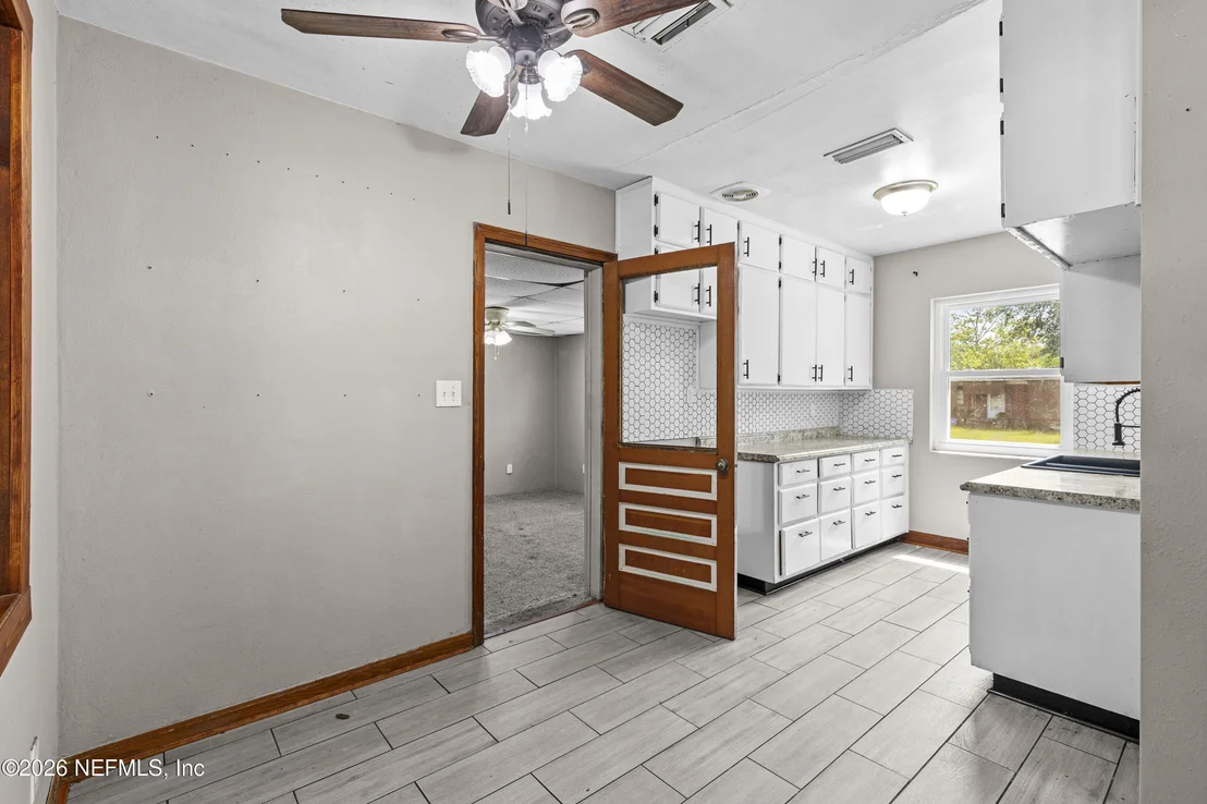 Photo of 4122 RENDALE Drive N