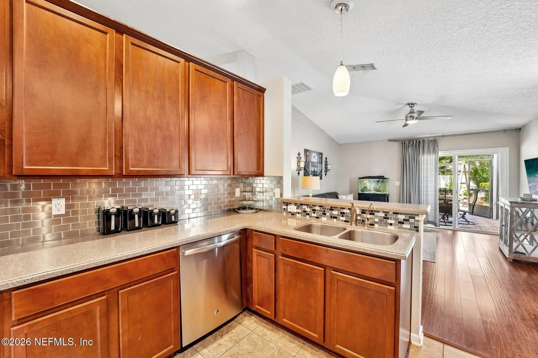 Photo of 96398 COMMODORE POINT Drive