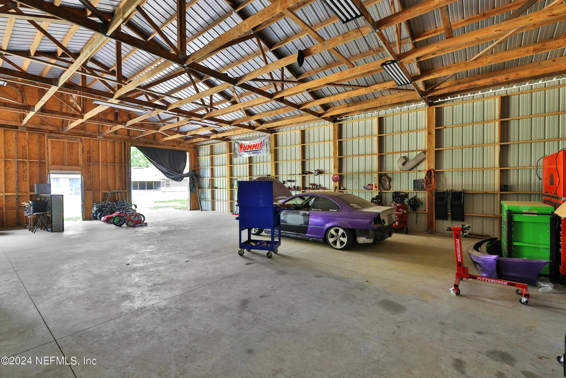 Photo of 803 NORTHFORK Road