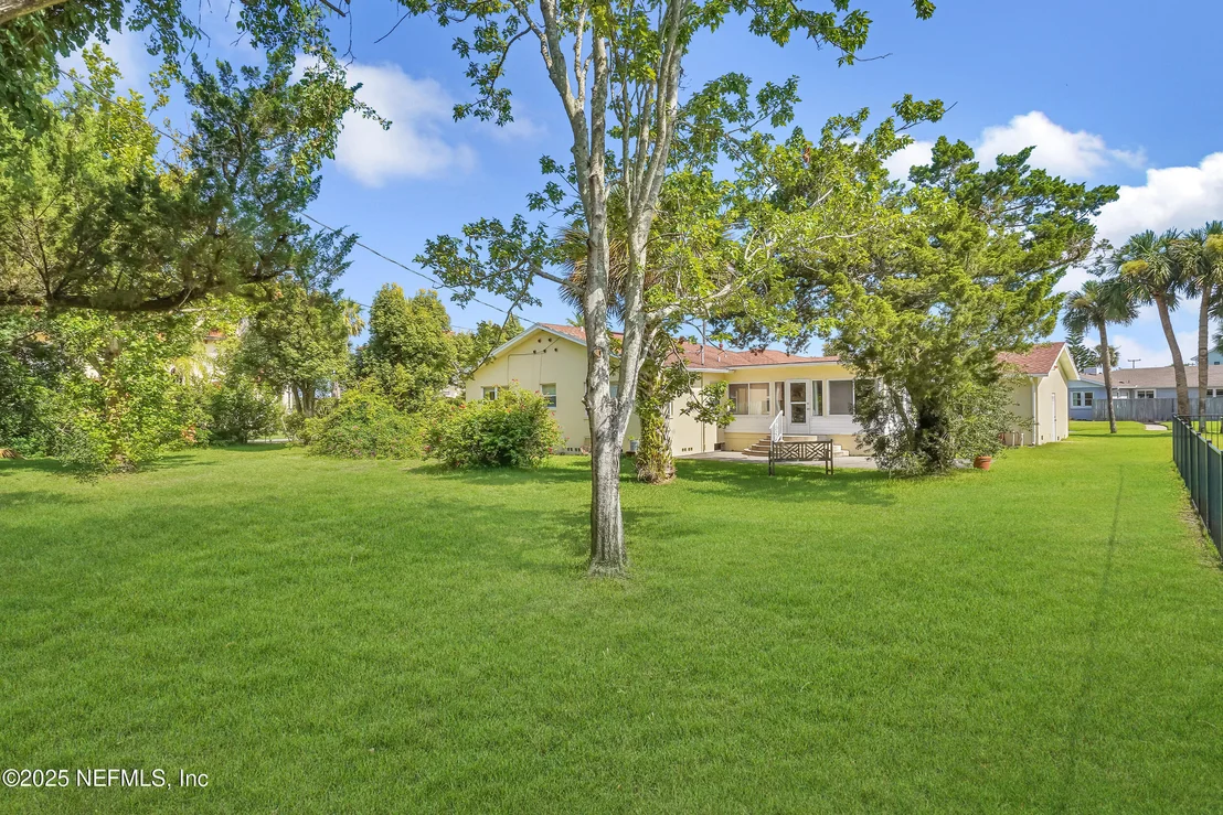 Photo of 61 AVISTA Circle