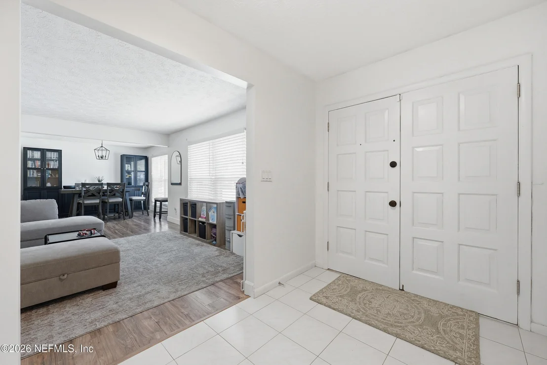 Photo of 9660 BEAUCLERC Terrace