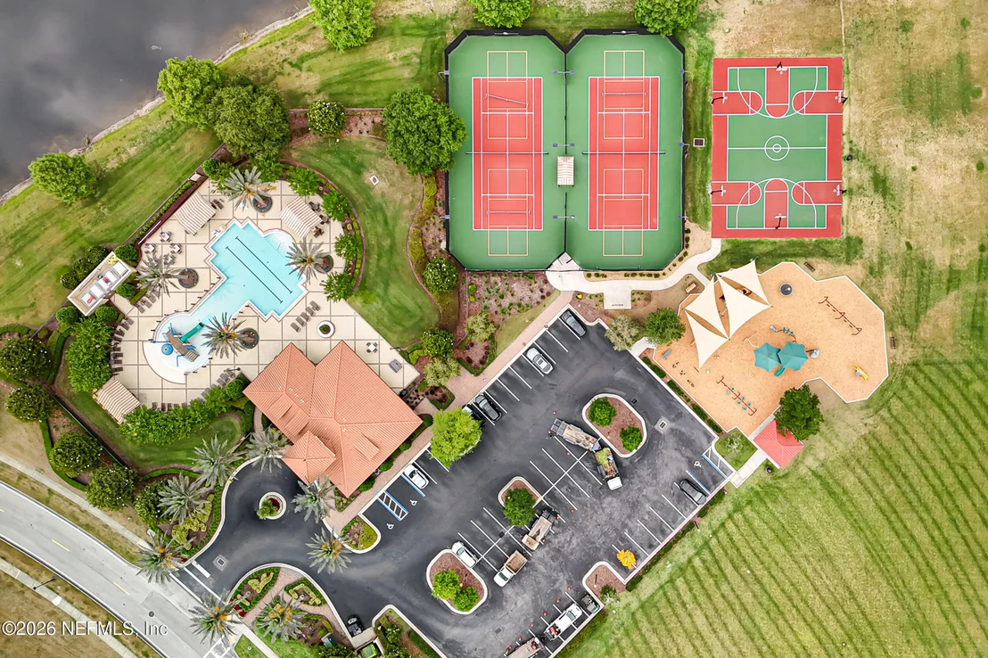 Photo of 338 WILLOW WINDS Parkway