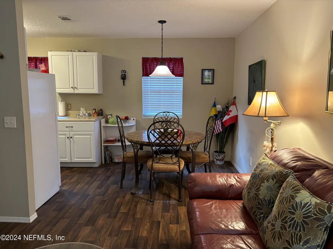 Photo of 86 CHAPIN Street