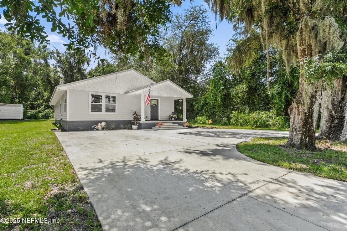 Photo of 3615 WEAVER Road