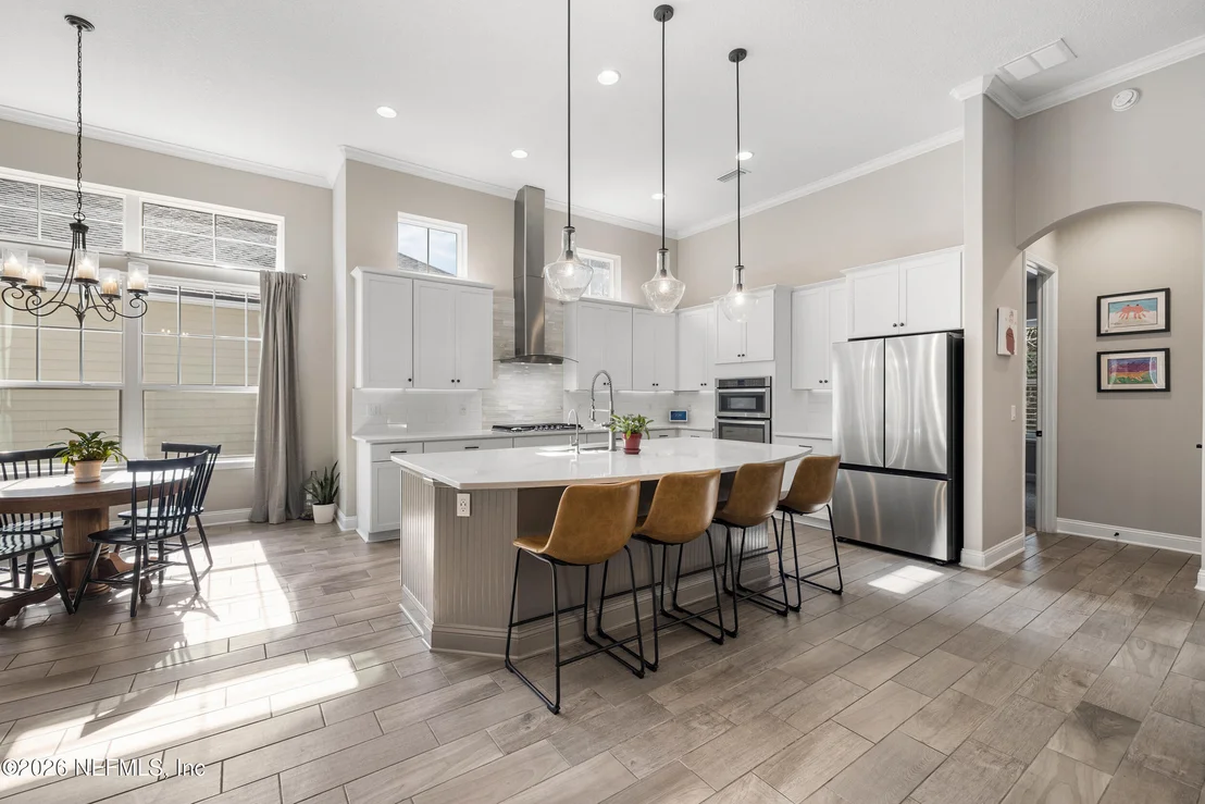 Photo of 447 GLENNEYRE Circle