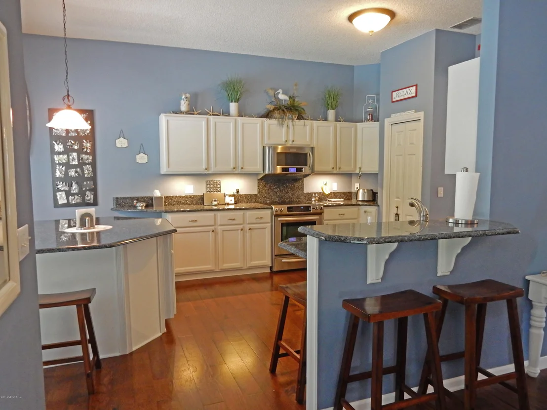 Photo of 304 LOLLY Lane