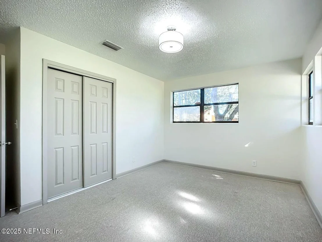 Photo of 7446 SPINOLA Road