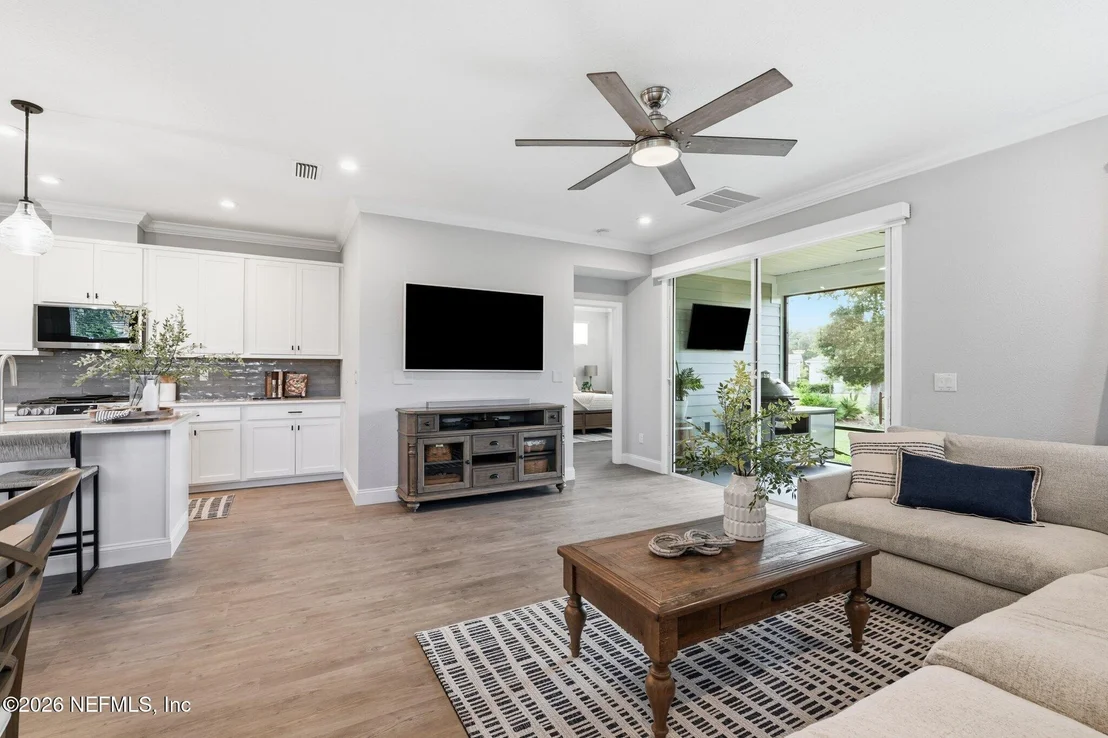 Photo of 236 HOPTREE Place