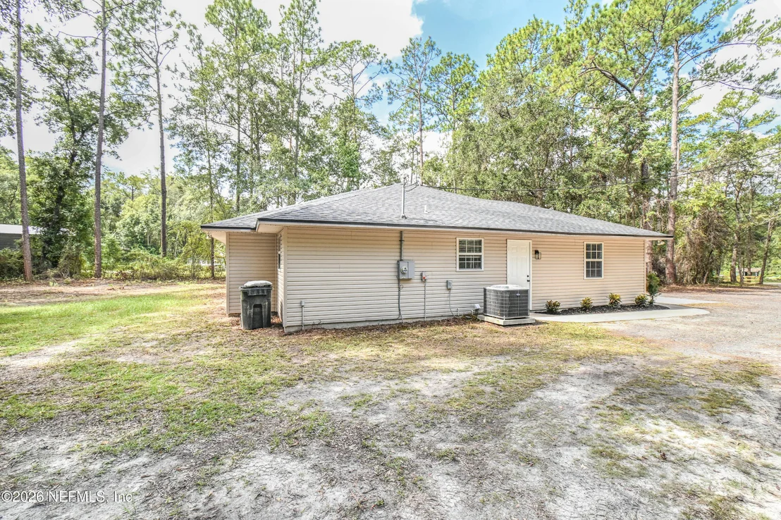 Photo of 6435 RIVER Circle