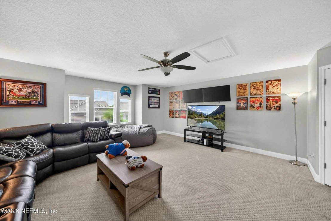 Photo of 604 WILLOW LAKE Drive