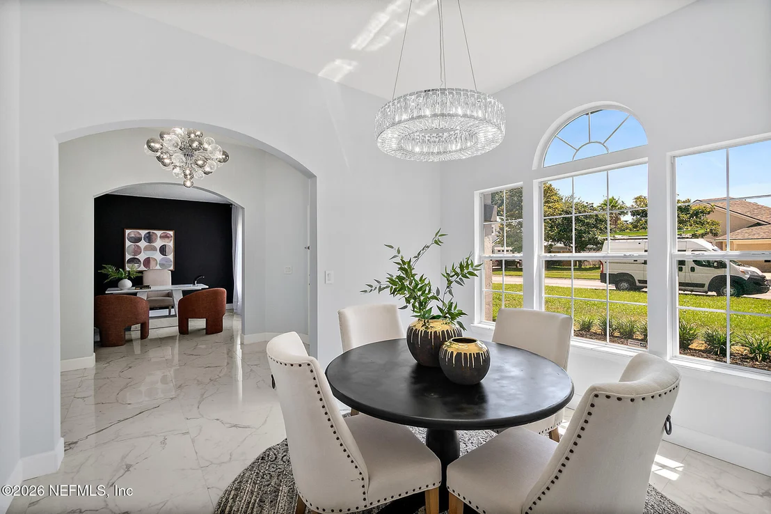 Photo of 132 SUMMERHILL Circle