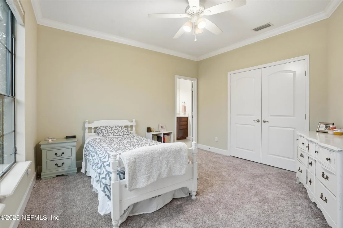 Photo of 218 N SAXXON Road