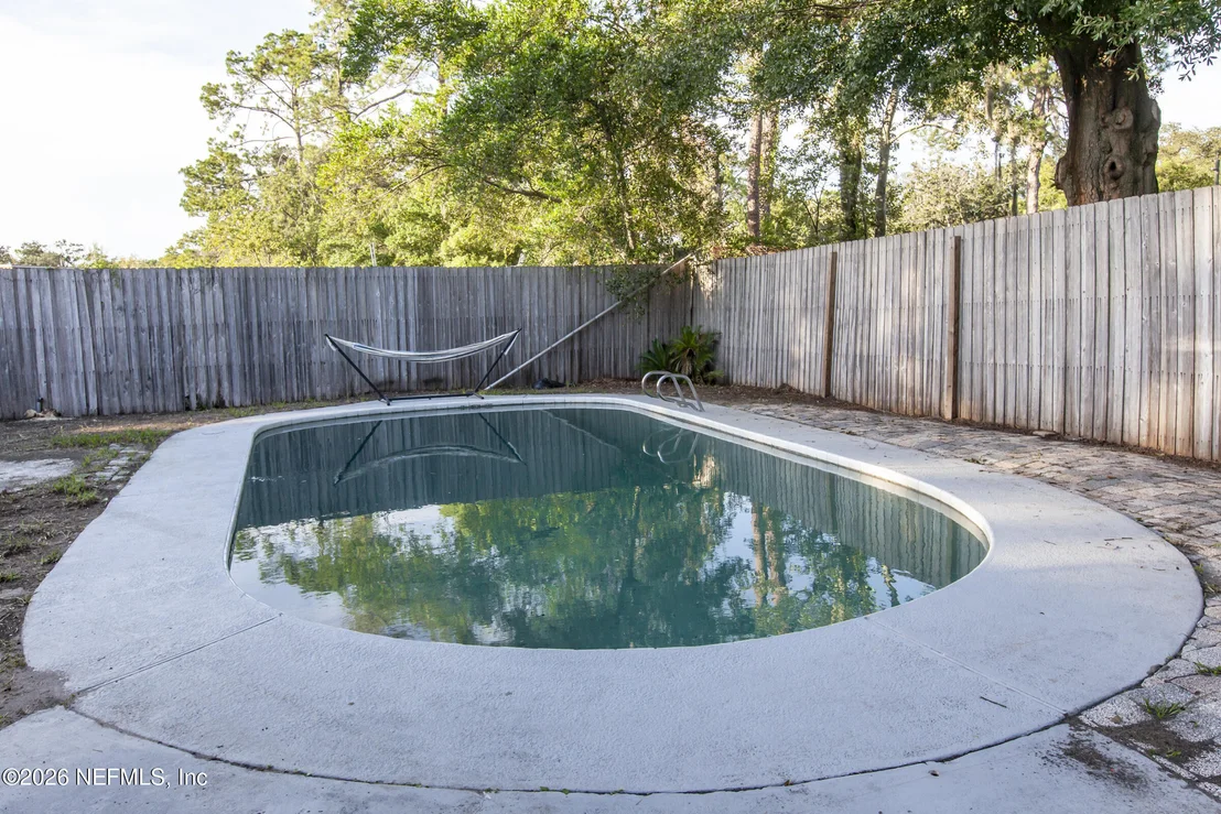 Photo of 2233 LA VALLE Drive