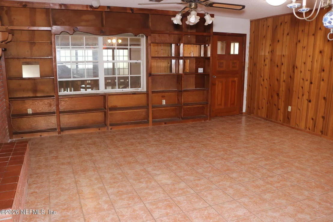 Photo of 214 MIRROR LAKE Drive