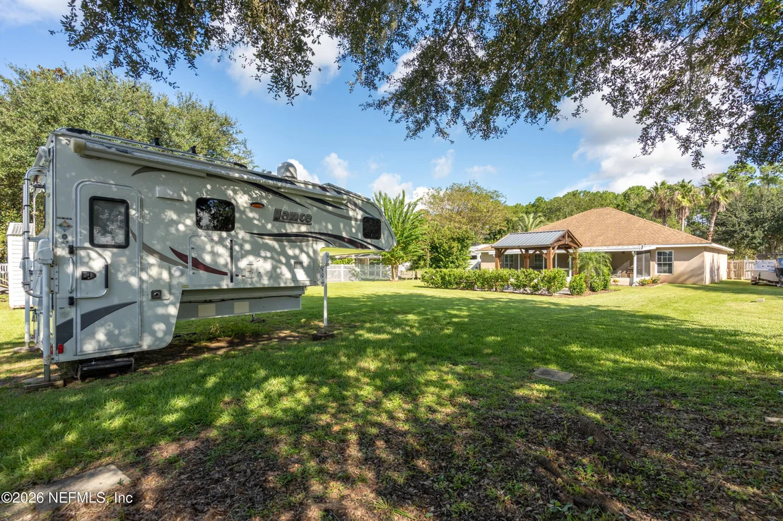 Photo of 1081 DEER CHASE Drive