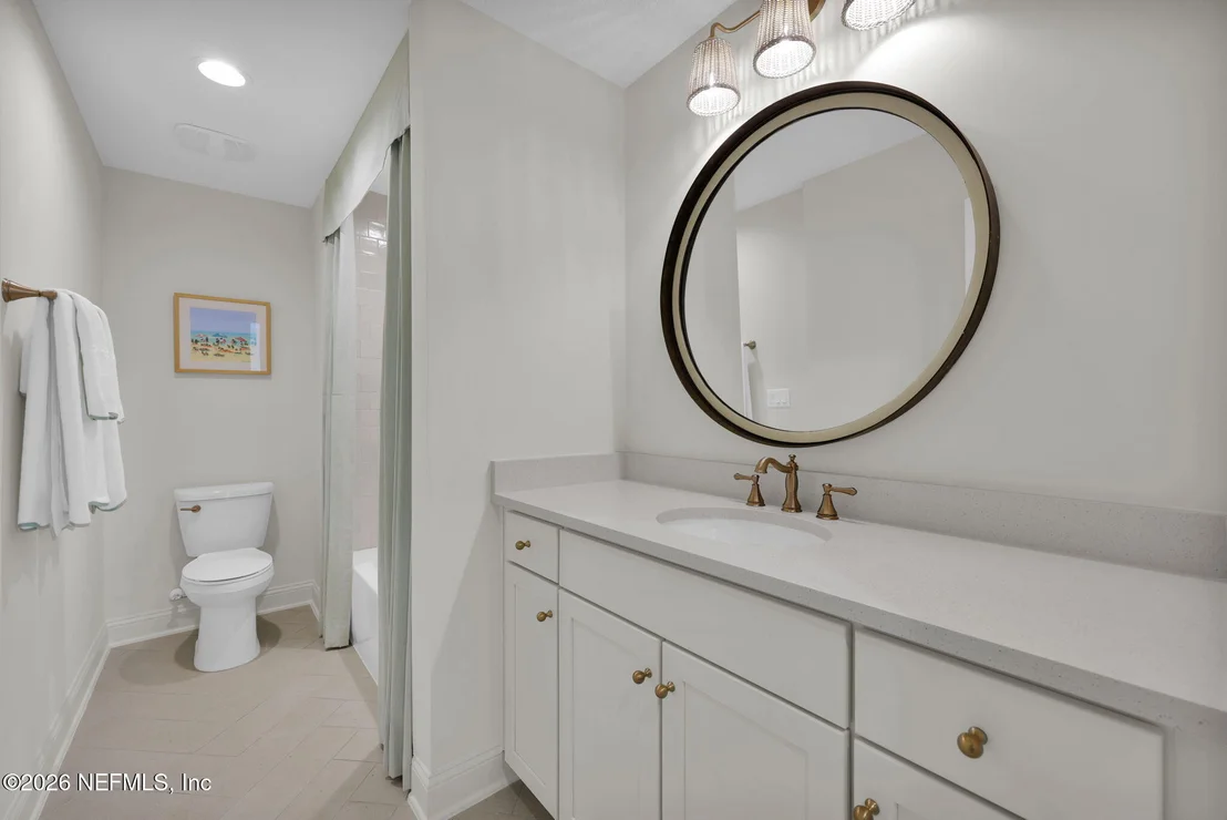Photo of 342 SEAMARK Drive