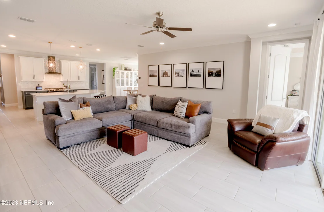 Photo of 111 SEAMOUNT Way