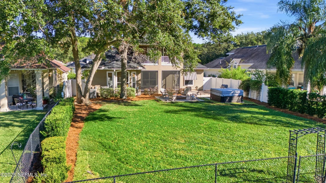 Photo of 537 DANDELION Drive