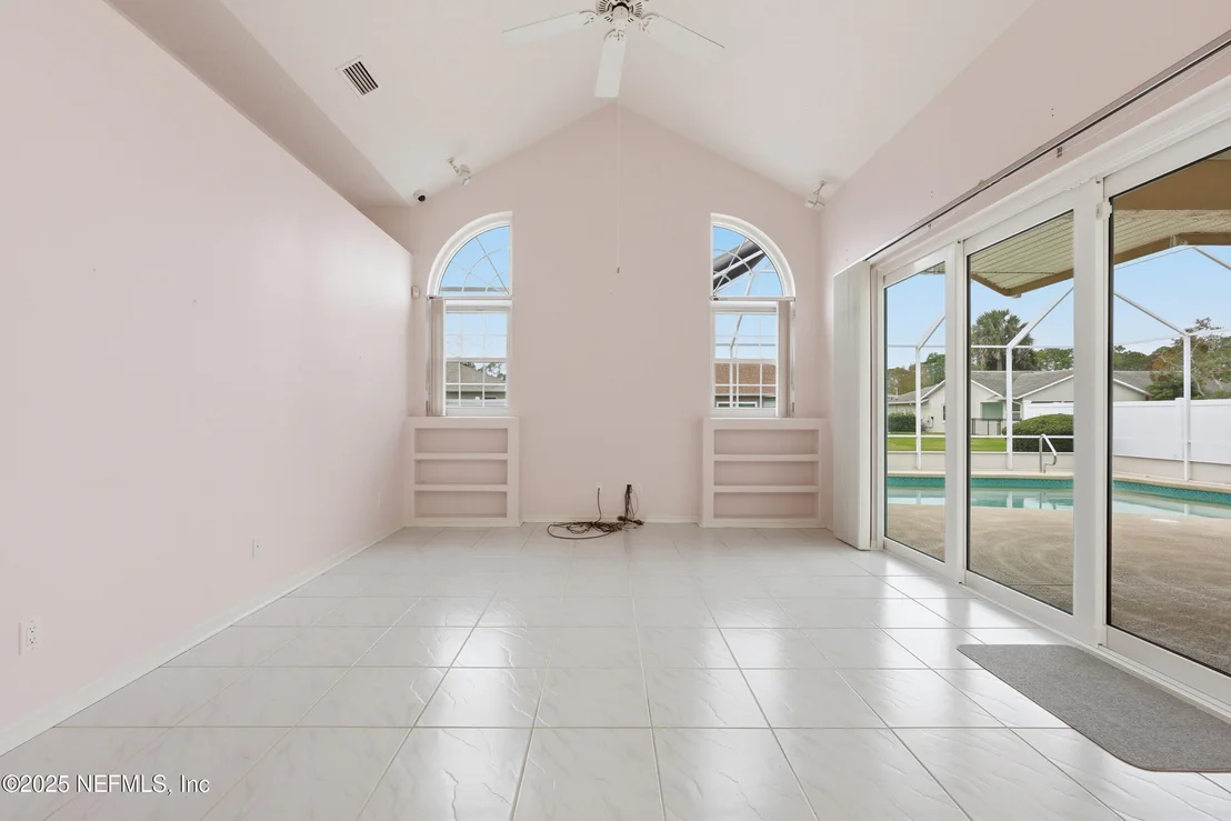 Photo of 10 WESTGATE Lane