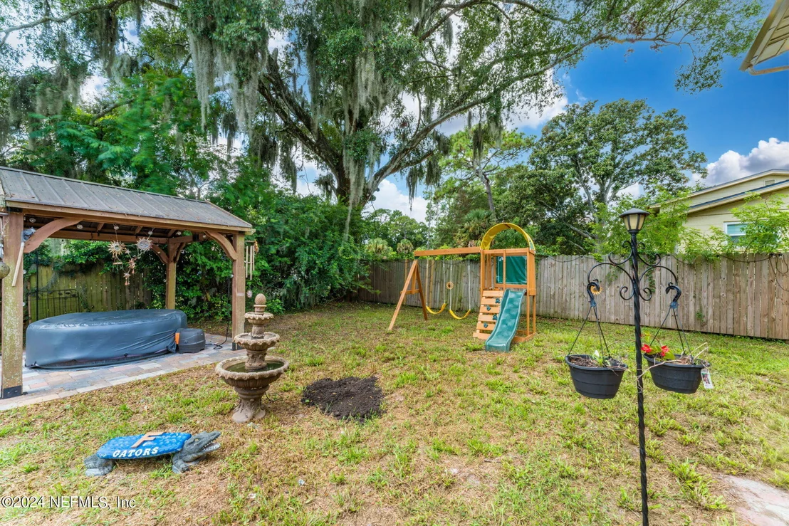Photo of 10274 JOLYNN Road