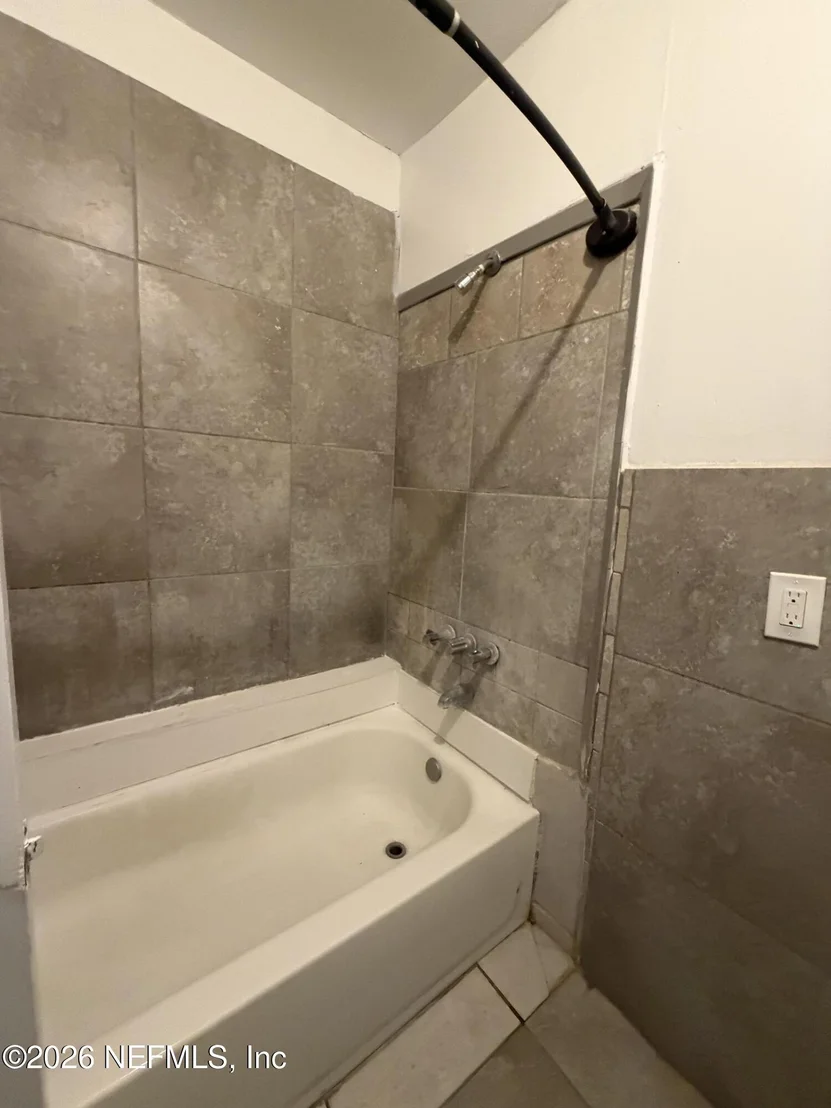 Photo of 528 TROUT RIVER Drive