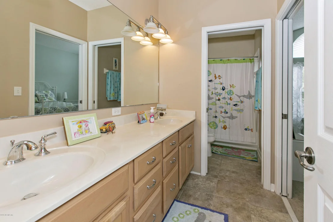 Photo of 941 Paradise Circle