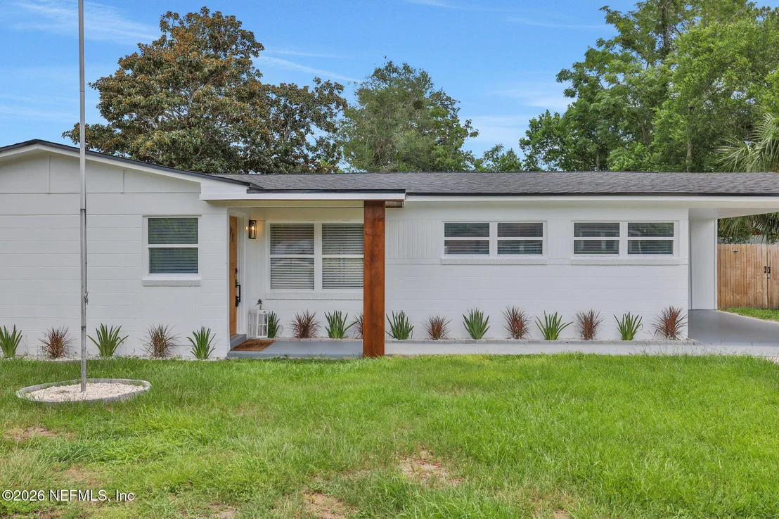 Photo of 509 PENMAN Road
