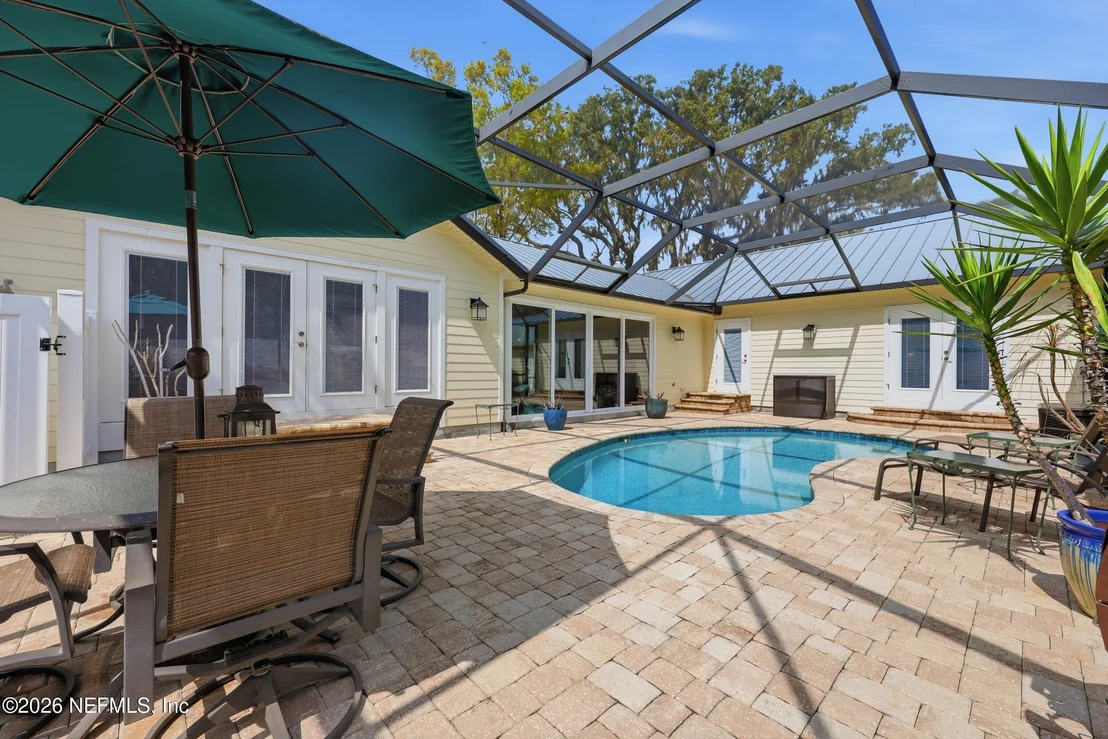 Photo of 17 SYLVAN Drive