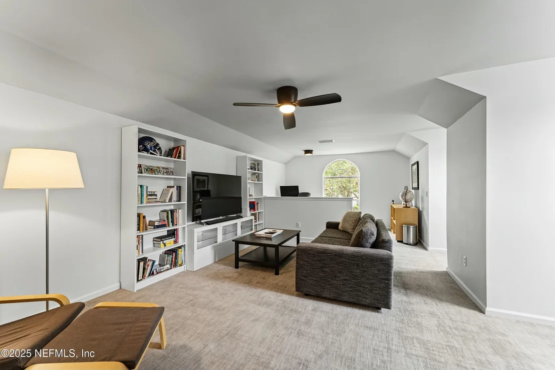 Photo of 140 BEAR PEN Road