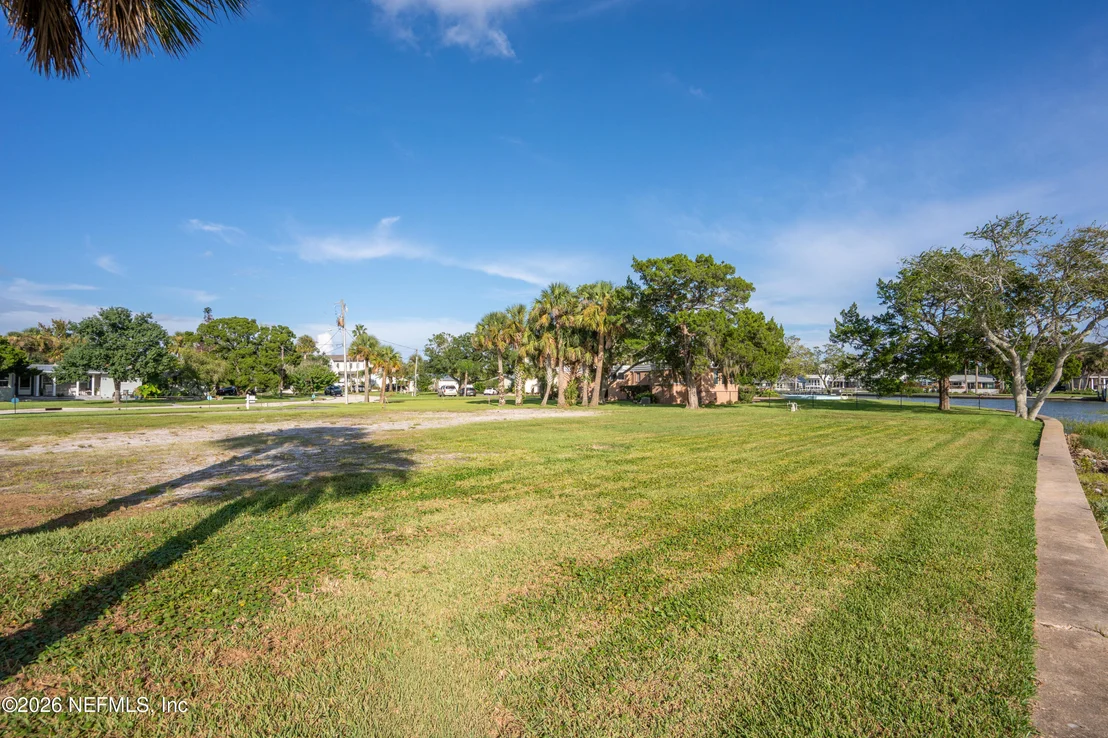 Photo of 77 DOLPHIN Drive