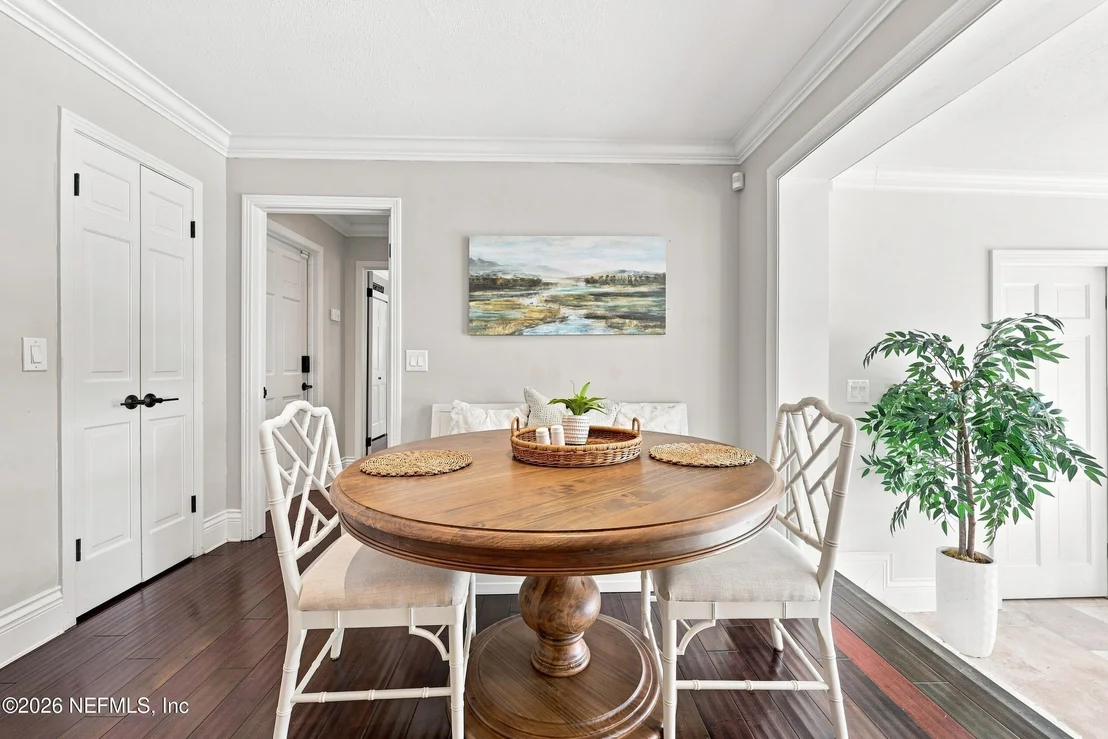 Photo of 4677 LONG BOW Road