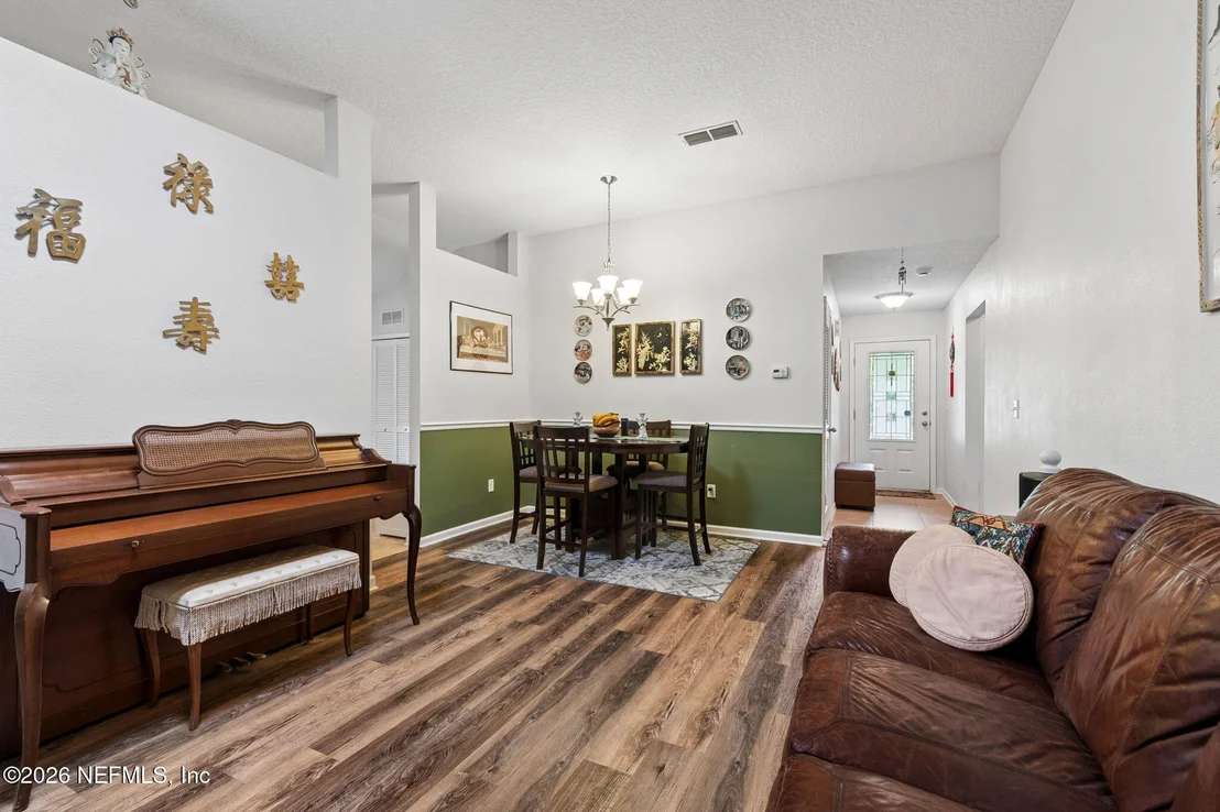 Photo of 187 TIMBERWOOD Drive