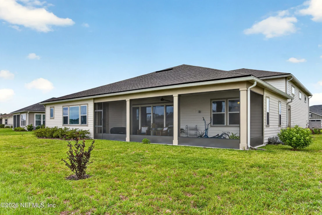 Photo of 85491 FALL RIVER Parkway