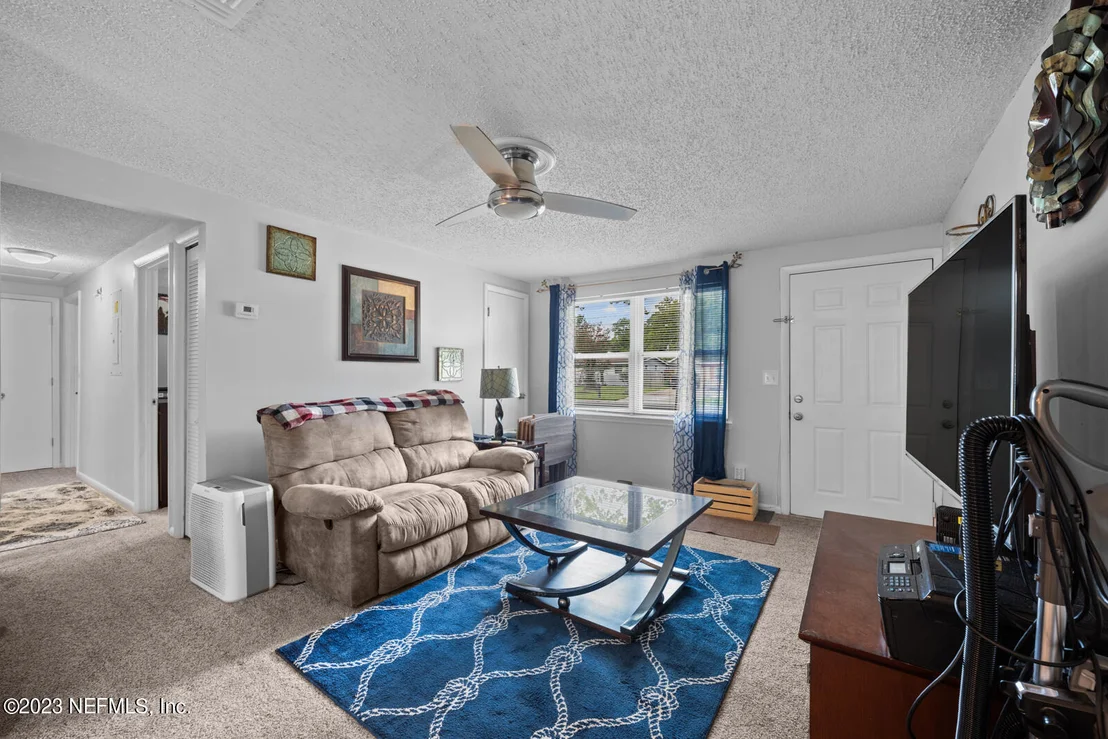 Photo of 6049 VERDES Road