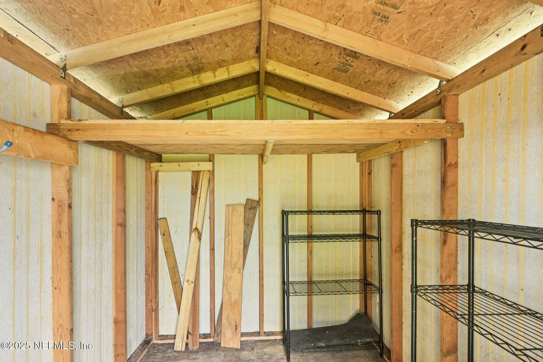 Photo of 8761 REDLEAF Court