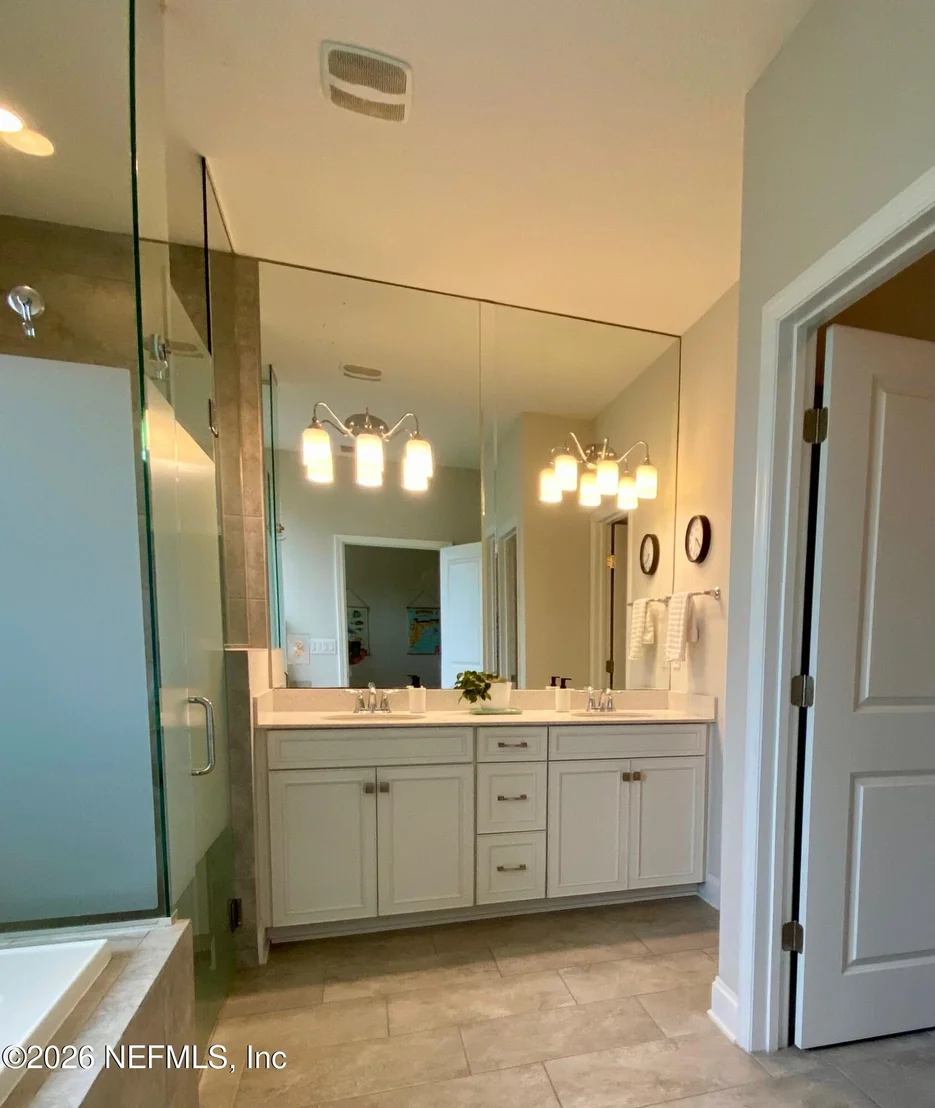Photo of 439 CONVEX Lane