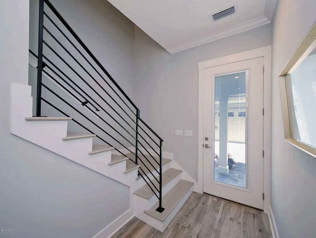 Photo of 230 DAVIS Street