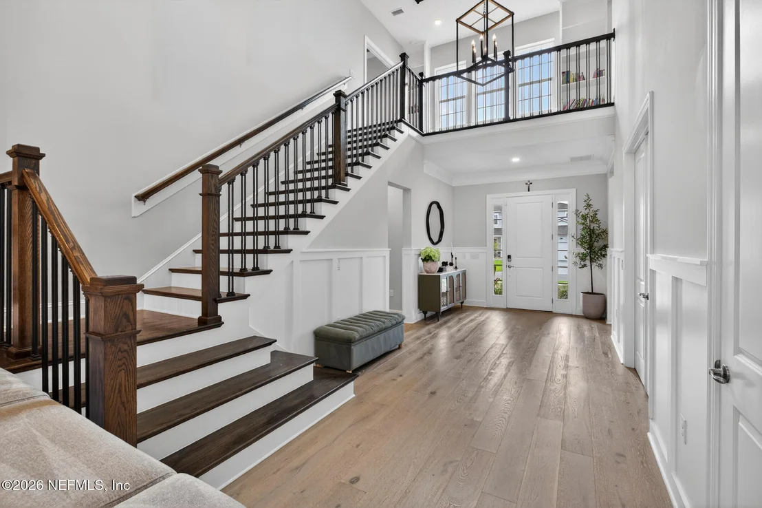 Photo of 137 TRADESMAN Lane