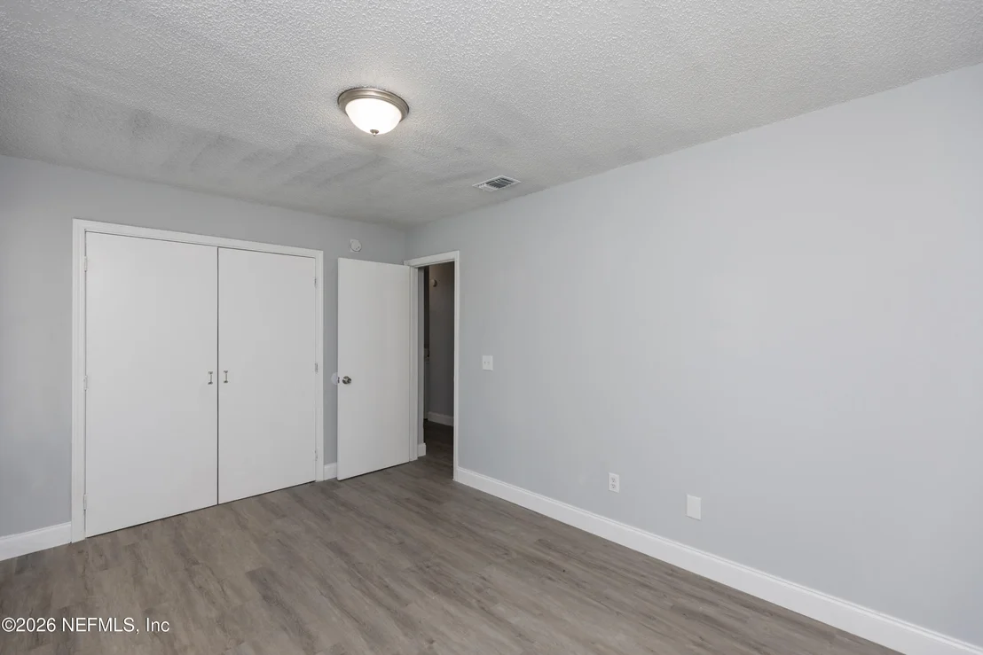 Photo of 1003 DANIEL Street