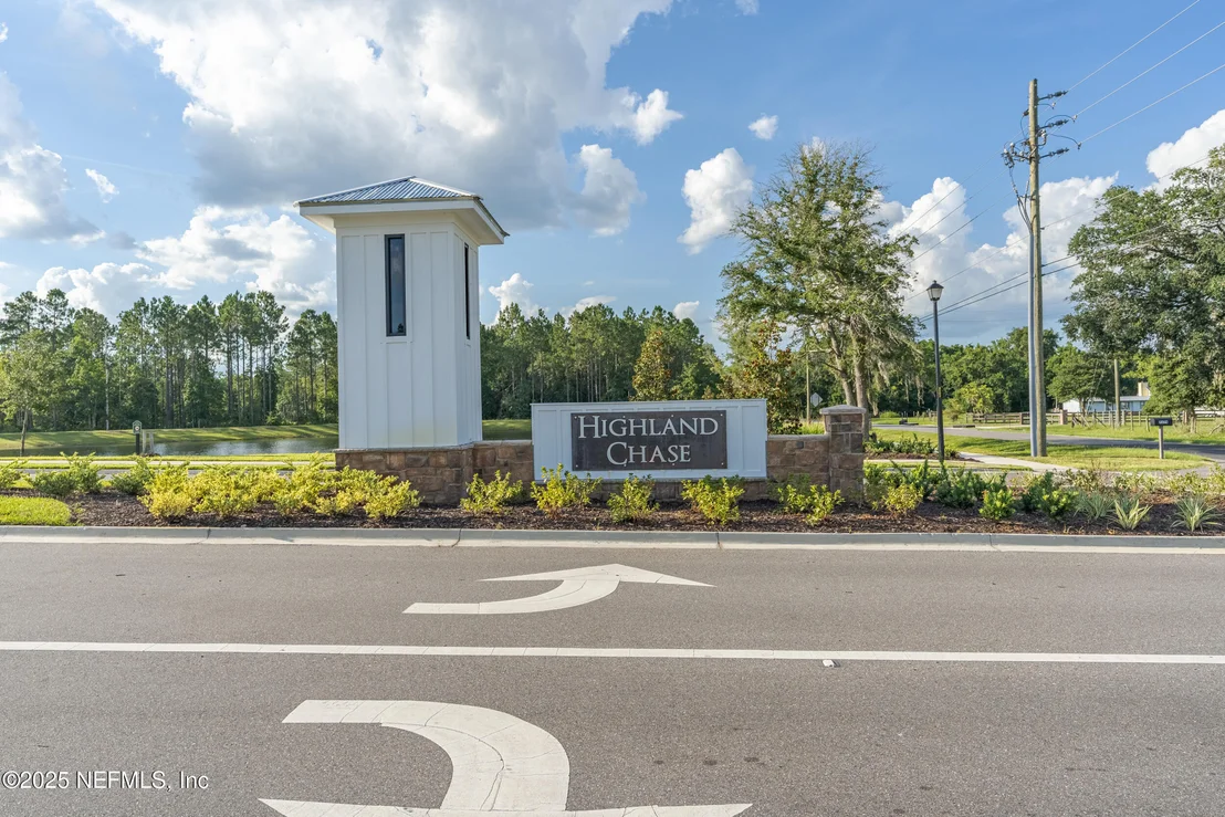 Photo of 9852 LOVAGE Lane
