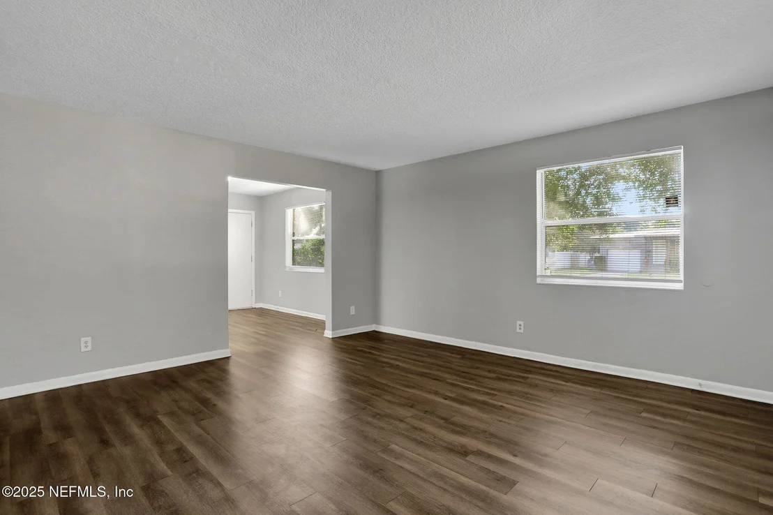 Photo of 3145 PLUMTREE Drive